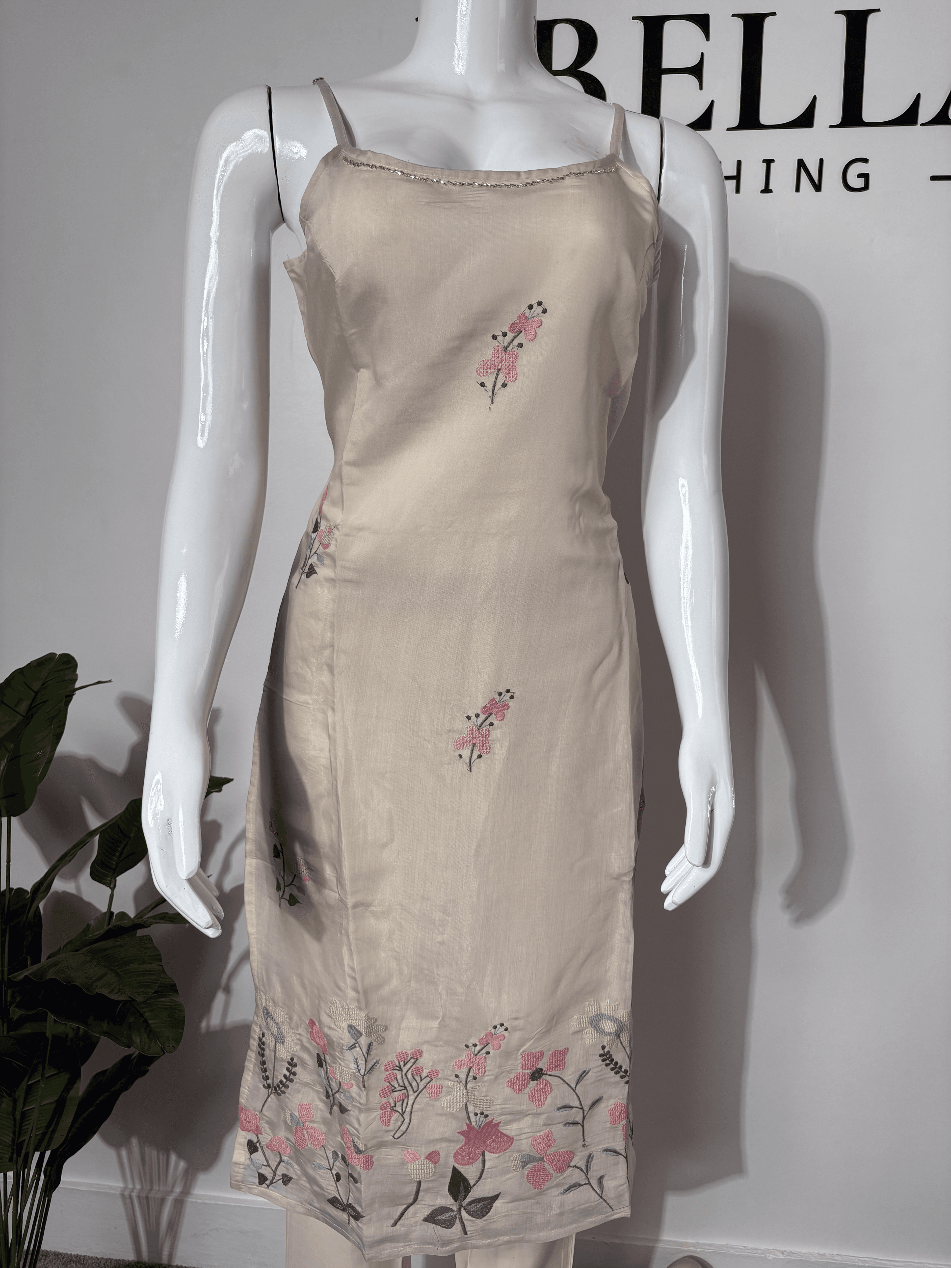 Sleeveless Mul Chanderi Cotton Kurtha with Handwork & Embroidery